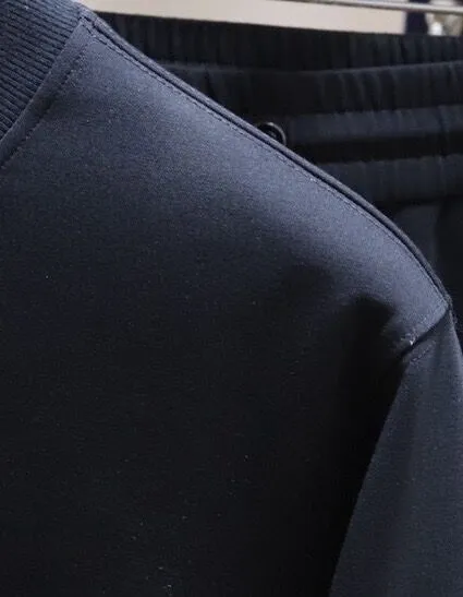 🅿️380 [LV Louis Vuitton] (Fat Man Gospel) hot-selling suit is coming. Focus on the original version of the official website. 2025 new hot-selling sweatshirt suit. The original order is the best. 🇭🇰The meticulous work of top designers is dedicated to a fitting and perfect upper body effect. All-natural high-quality Roman cotton 100%, close-fitting comfort, noble and elegant! Original hardware embodies elegance and nobility! Counter size: M-5XL (maximum wear up to 220 pounds)